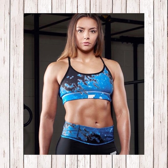 🎩 HOST PICK 🎩 WOMEN'S POWER BRA SIZES S/MED - Picture 4 of 4